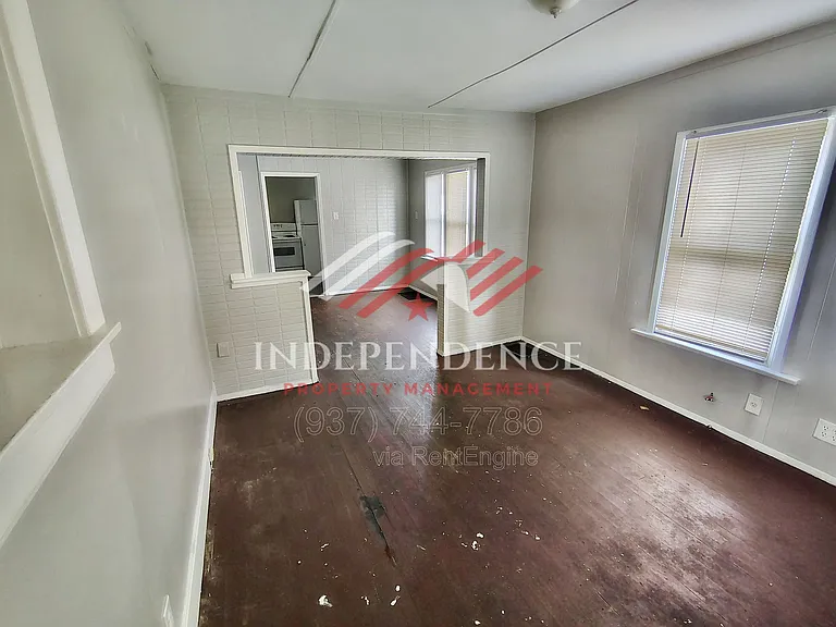 515 Mertland Ave — Photo 7