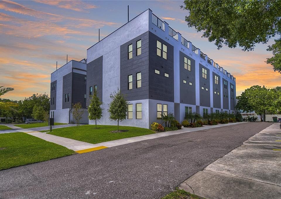 1st image of 4215 W NORTH A STREET #6