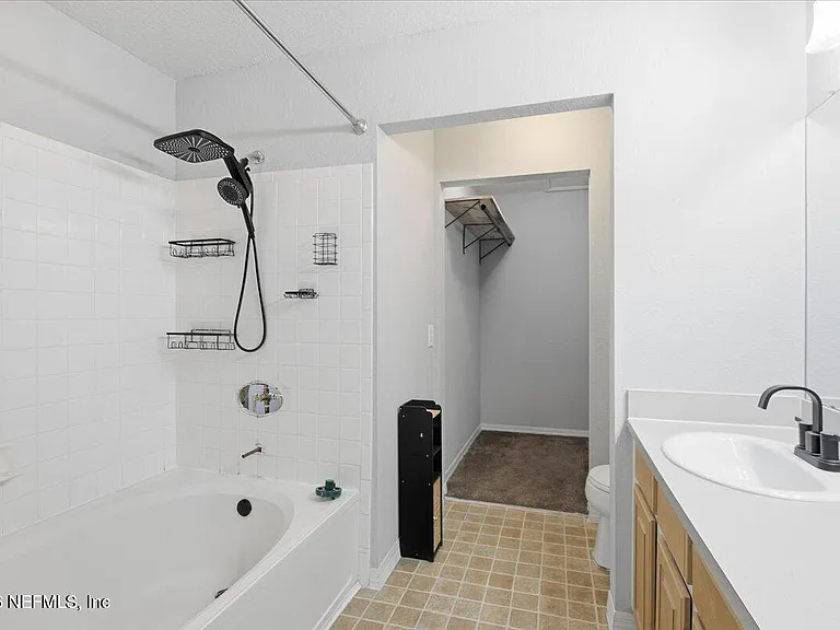 13700 Richmond Park Dr N #408 — Photo 14