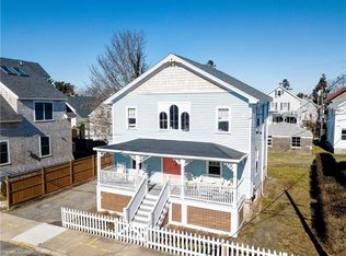 24 Connection St, Newport, RI 02840
