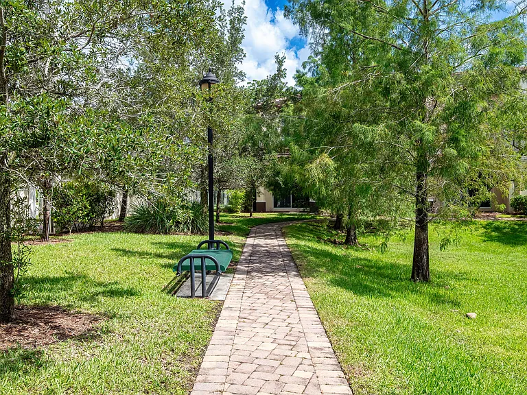 Emerald Landing — Photo 19
