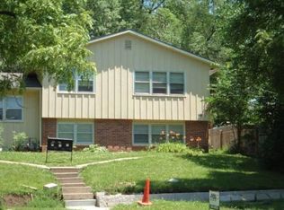 1026 Mississippi St, Lawrence, KS 66044