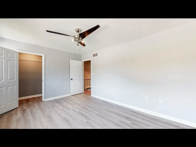 1658 Foxhaven Dr #1 — Photo 9