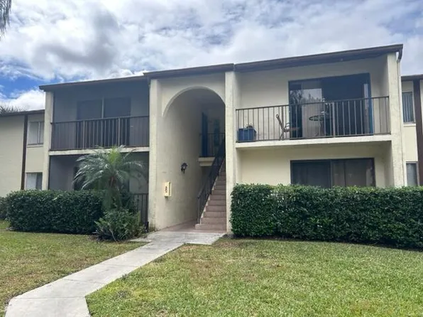 4829 Sable Pine Cir, West Palm Beach, FL