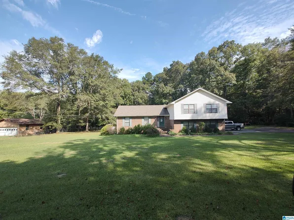 4 Carol Cv, Sylacauga, AL 35150