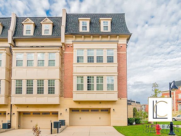 3rd image of 726 River Mist Dr #1