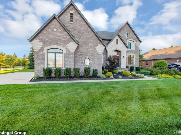 54491 Preston Pines Ln, Shelby Township, MI 48315