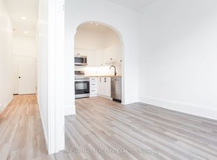 2100 Dundas St W, Toronto, ON M6R 1W9