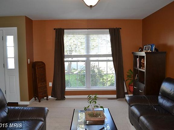 3rd image of 135 Theresa Dr