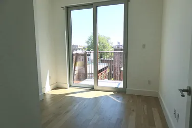 Rented by Rennit Inc.