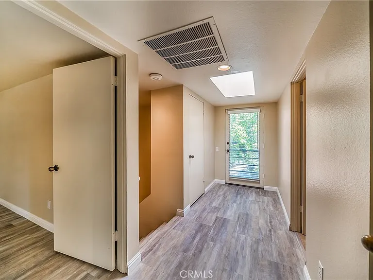 13236 Valleyheart Dr #102 — Photo 16