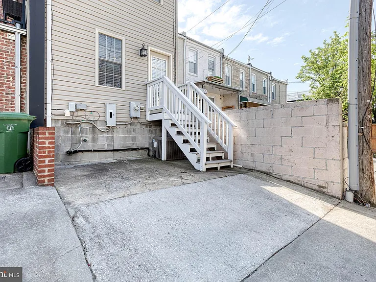 908 S Linwood Ave — Photo 25
