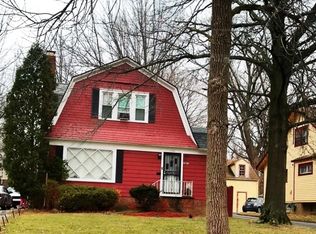 1001 Yellowstone Rd, Cleveland Heights, OH 44121