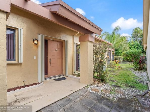 4342 Acacia Cir, Coconut Creek, FL 33066