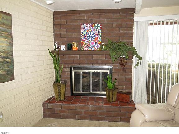 5th image of 4707 Greenbriar Dr