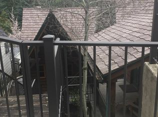 120 John Muir Rd, Lake Arrowhead, CA 92352