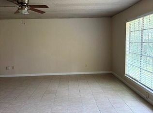 16030 Blackhawk Blvd, Friendswood, TX 77546