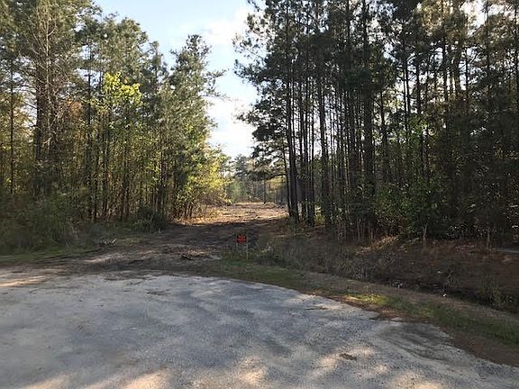 3rd image of 209 Andrea Dr
