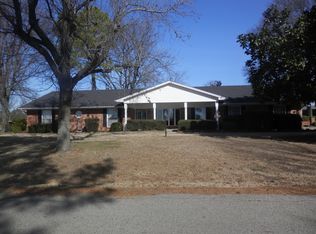 630 Golf Rd, Seminole, OK 74868