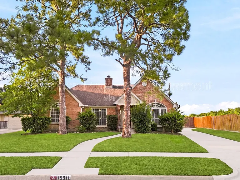 15911 Moon Rock Dr — Photo 37