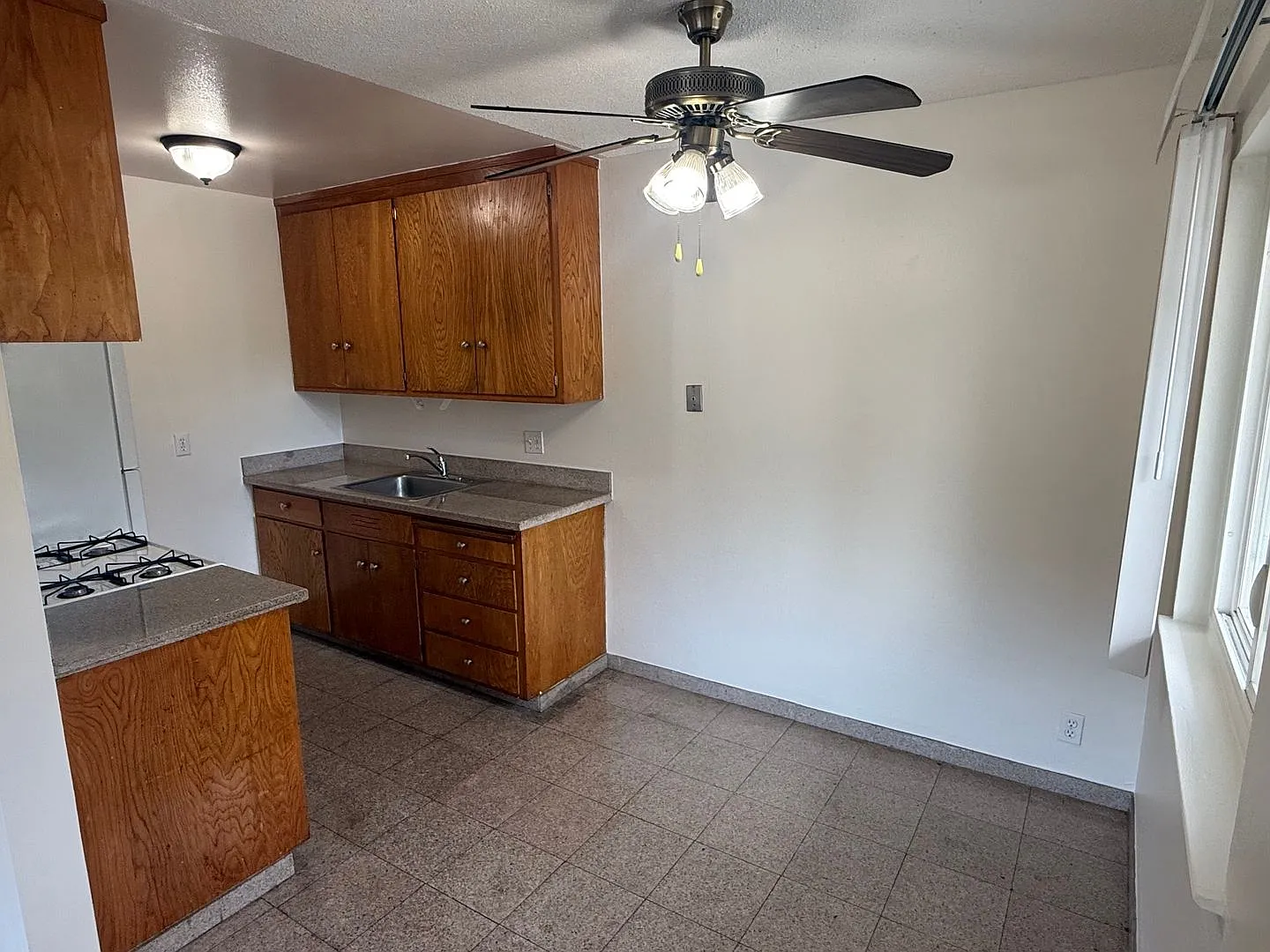 Appian Way, 4861 — Photo 4
