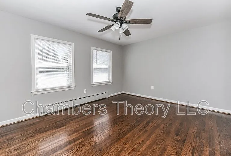 130 S 29th St #4 — Photo 10