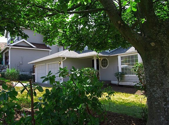 5th image of 4818 Osprey Dr NE