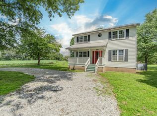 425 Reed Farm Rd, Martin, TN 38237
