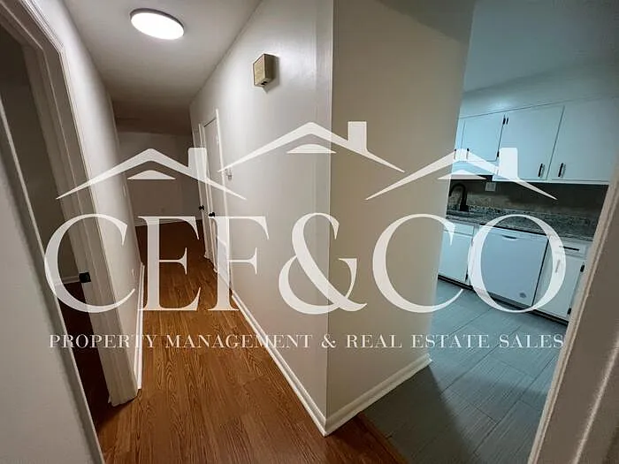 751 Springdale Dr #10 — Photo 11