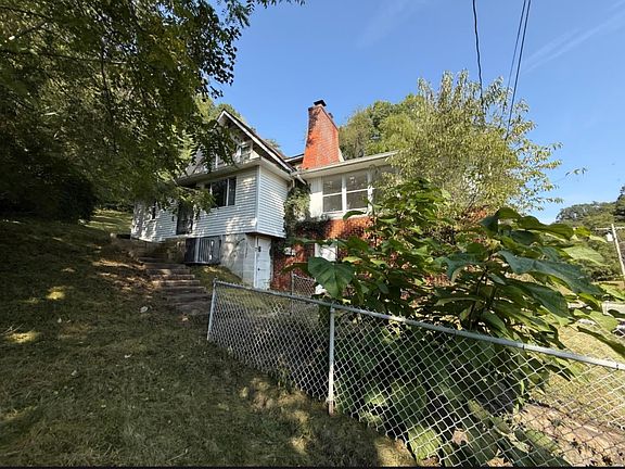 2nd image of 149 Old Detour Rd