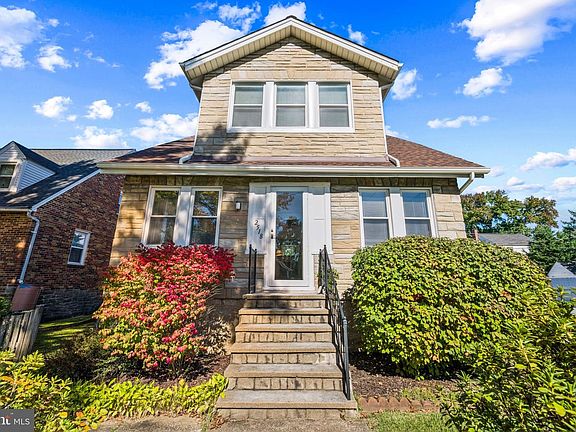 2nd image of 2518 Taylor Ave