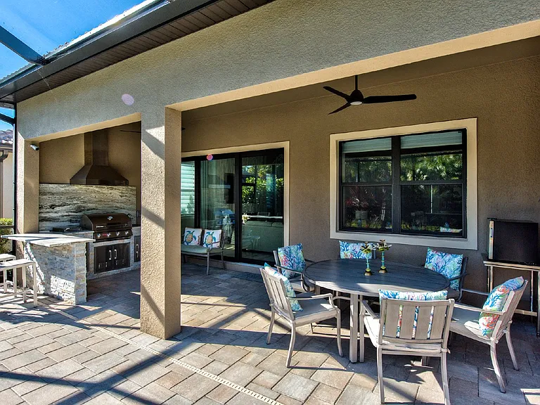 9761 Willet Ct — Photo 28