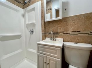 7832 74th St FLOOR 2, Ridgewood, NY 11385