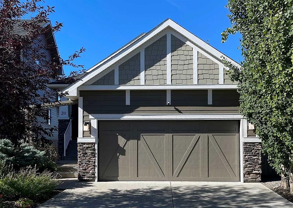 1st image of 211 NE Valley Pointe Pl NW