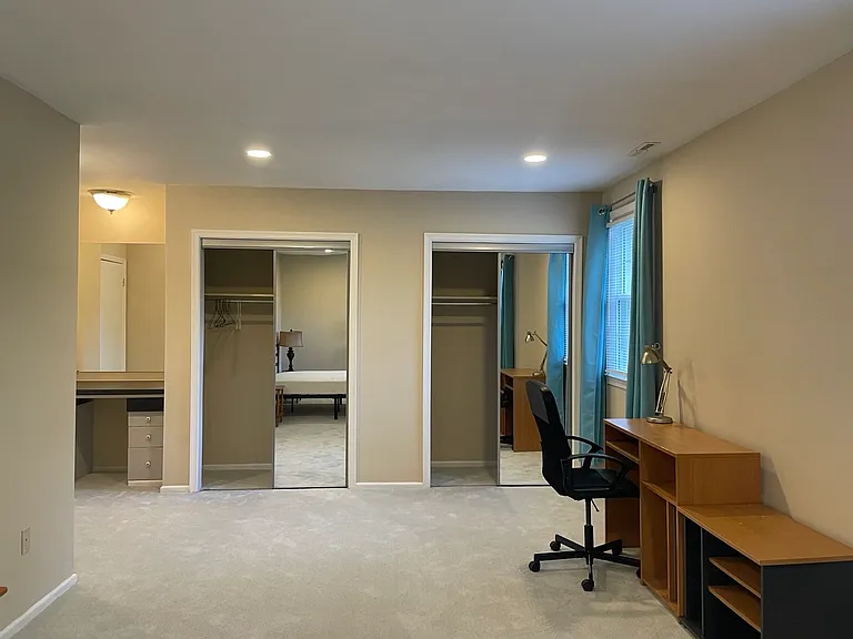 Assembly Dr — Photo 6