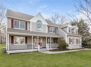 65 Plane Tree Rd, Stratford, CT 06614