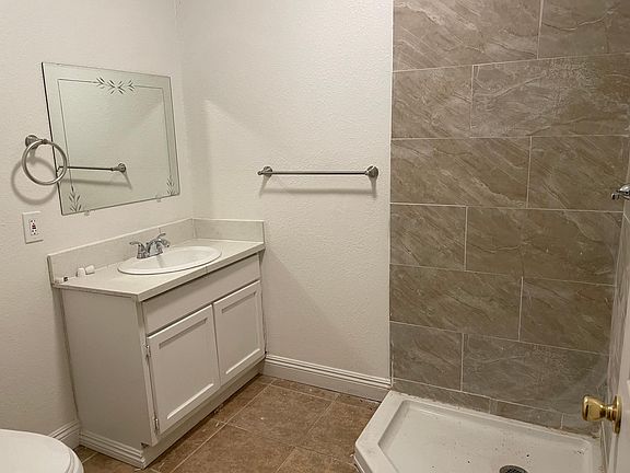 4th image of 4137 Rosemead Blvd
