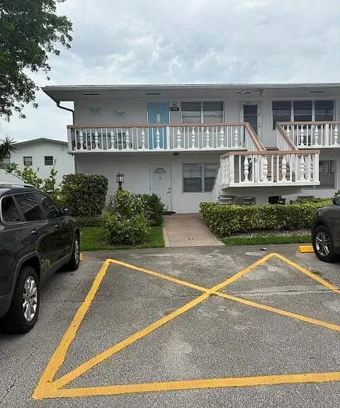 145 Northampton St #H — Photo 2