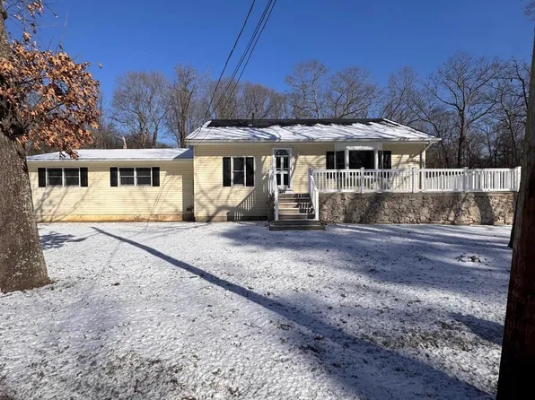 404 E Buckshutem Rd, Millville, NJ 08332