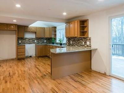17 Meserve St, Hopkinton, MA, 01748