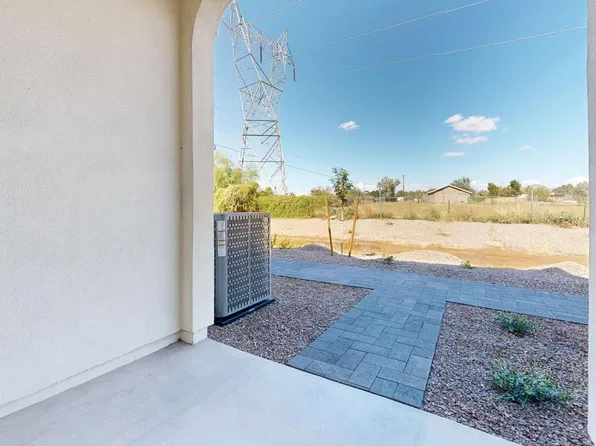 8232 E University Dr, Mesa, AZ