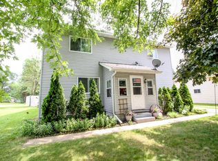 220 N 3rd St, Princeton, WI 54968