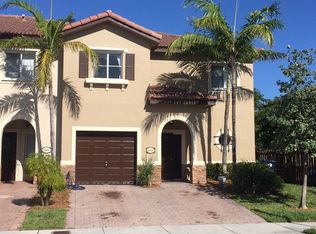 8885 SW 220th St, Cutler Bay, FL 33190