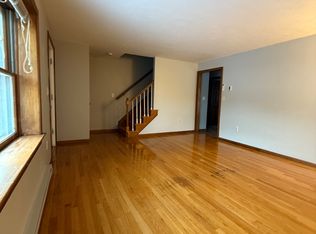 682 Wrentham Rd, Bellingham, MA 02019