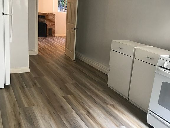 2nd image of 10507 Louisiana Ave #1