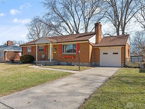 2nd image of 3914 Maryknoll Dr