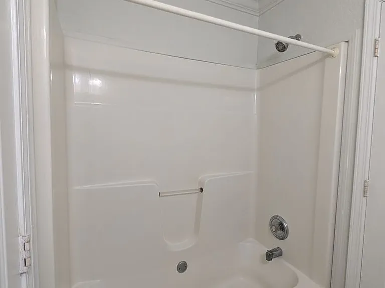 114 Cedar St — Photo 30