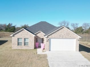366 Western Hills Dr, Durant, OK 74701