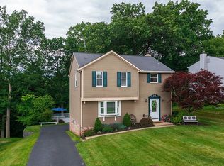 168 Pilgrim Dr, Sewickley, PA