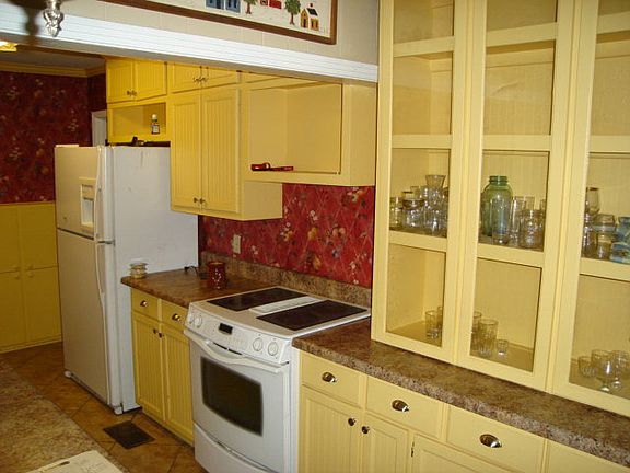 3rd image of 169 Batesville Dr